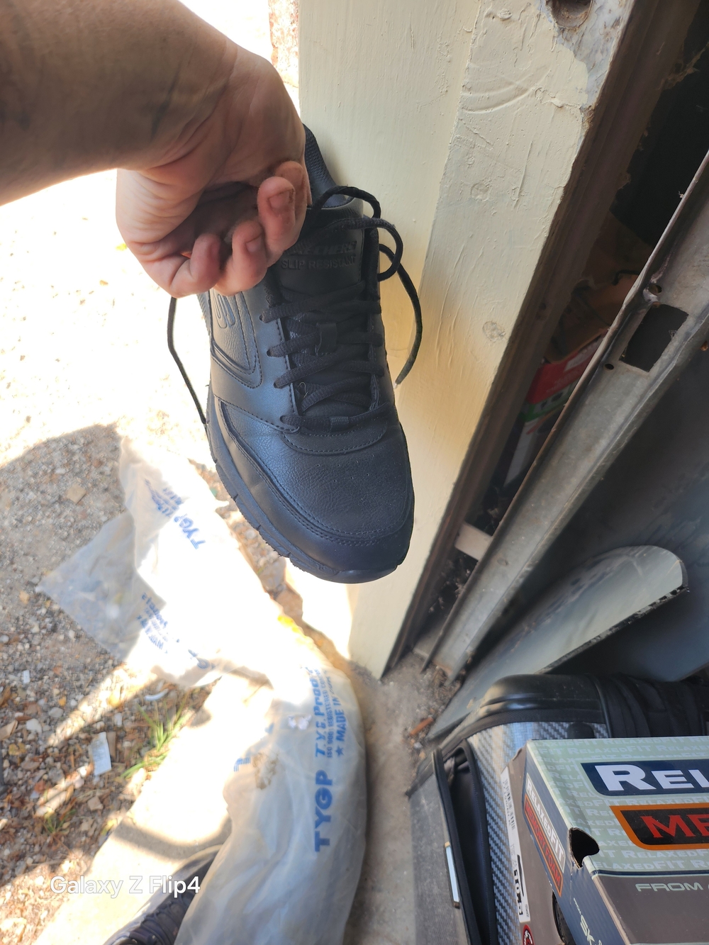 Skechers Relaxed Fit Memory Foam Black Slip-Resistant Shoes - Picture 2 of 6